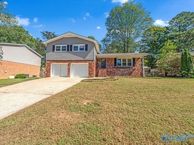 11211 Dellcrest Dr SE, Huntsville, AL, 35803