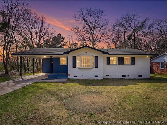 3rd image of 466 Lansdowne Rd