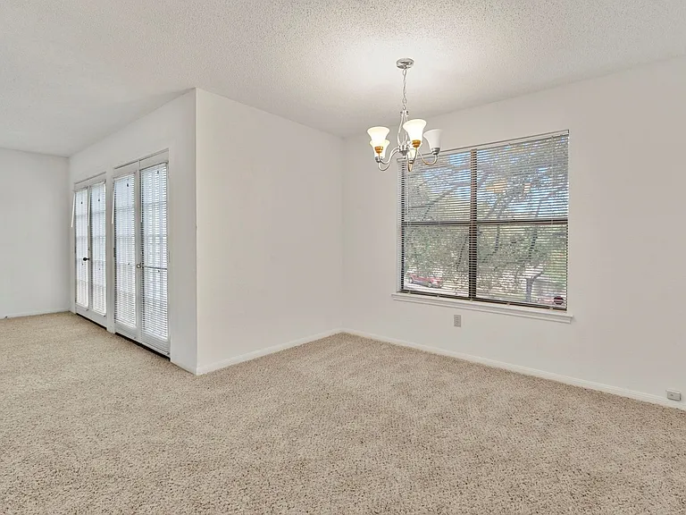 9201 Simmons Rd #113 — Photo 8