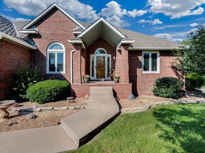 2412 N Spring Meadow St, Wichita, KS, 67205