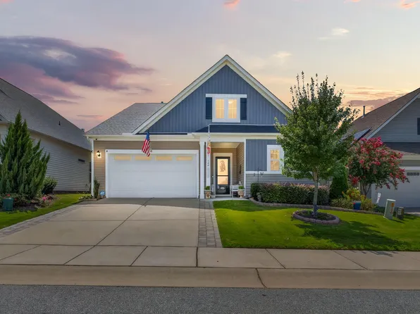 144 Warm Wind Dr, Clayton, NC 27527