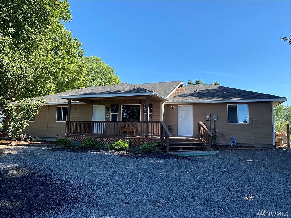 1st image of 1253 Road C NE