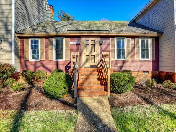 2721 Coachouse Ln, Henrico, VA 23233