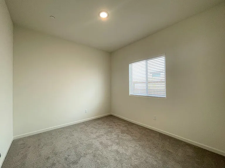 4211 Candle Ct — Photo 9