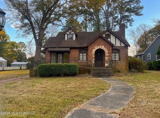 627 Mohawk Ave, Jackson, MS 39216