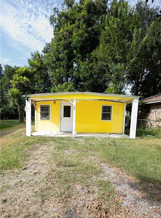 1st image of 236 Brouillette Ave