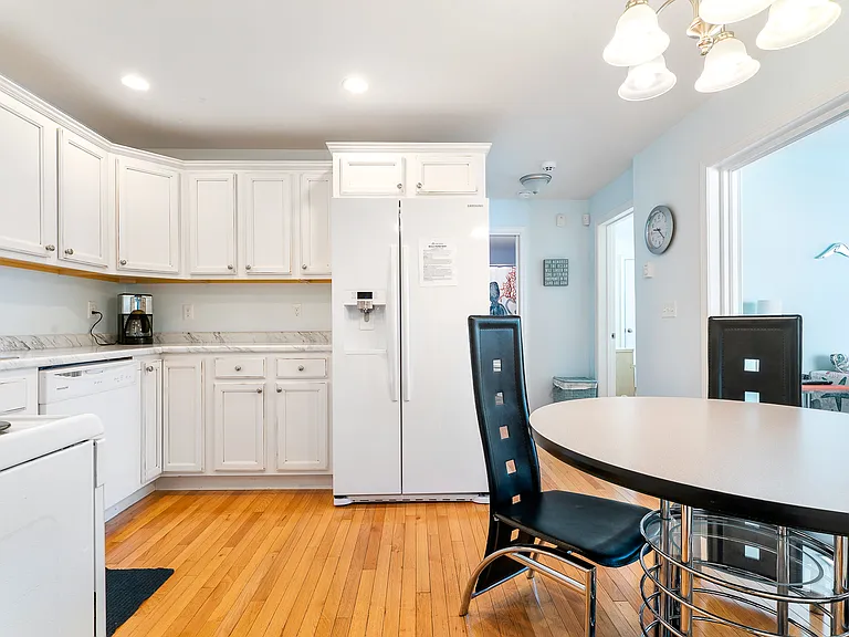 45 Post Rd #15 — Photo 6