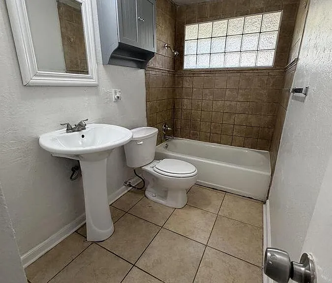 4016 SE 47th St — Photo 9