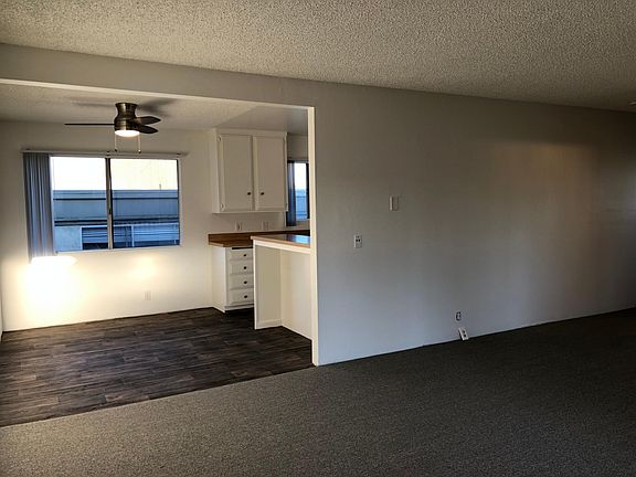 4th image of 1929 Emerald St APT 6