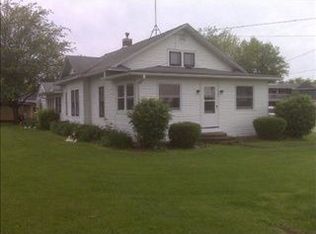 1926 Chicago Ave, Savanna, IL 61074