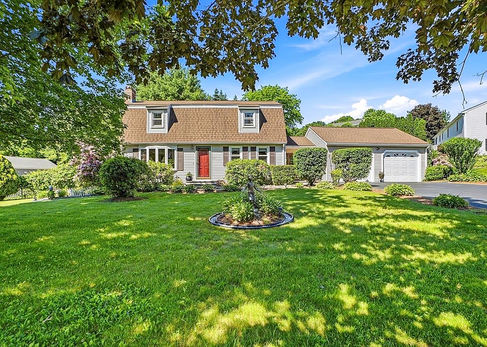 1st image of 26 Long Hill Dr