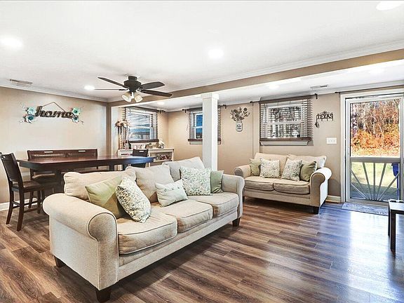 4th image of 415 Barbour Rd