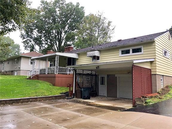 3rd image of 753 Woodland Ave