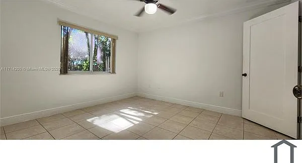 1250 SE 31st Ct — Photo 4