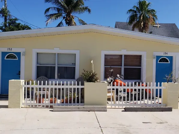 196 S 15th St, Cocoa Beach, FL 32931