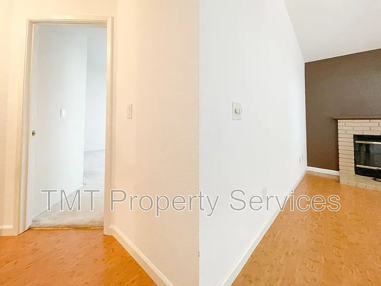 8166 Morgan Hill Way — Photo 15