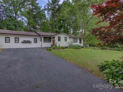 6 Candor Dr, Fletcher, NC, 28732
