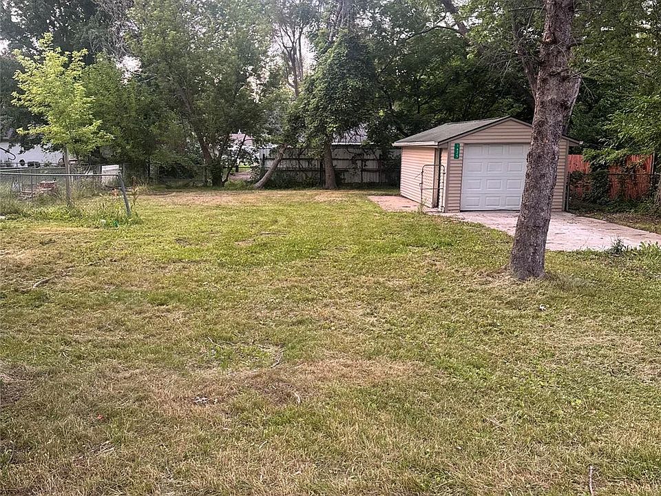 1st image of 1625 Melinda St