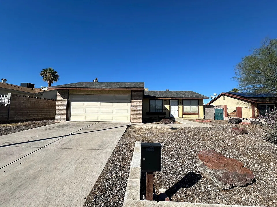 6408 Alta Dr