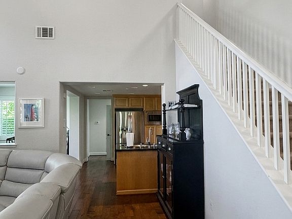 2nd image of 655 Heligan Ln Unit 2