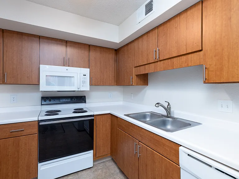 Fountains Apartments — Photo 21