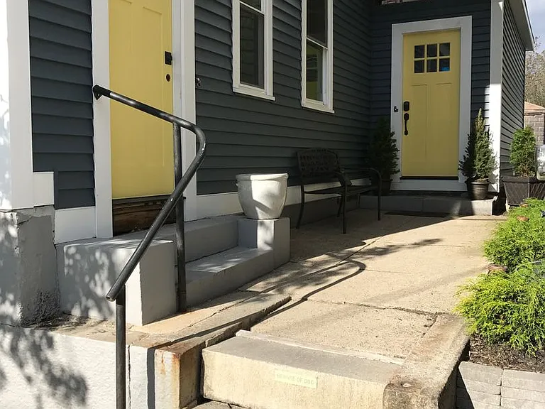 70 Courtland St — Photo 24
