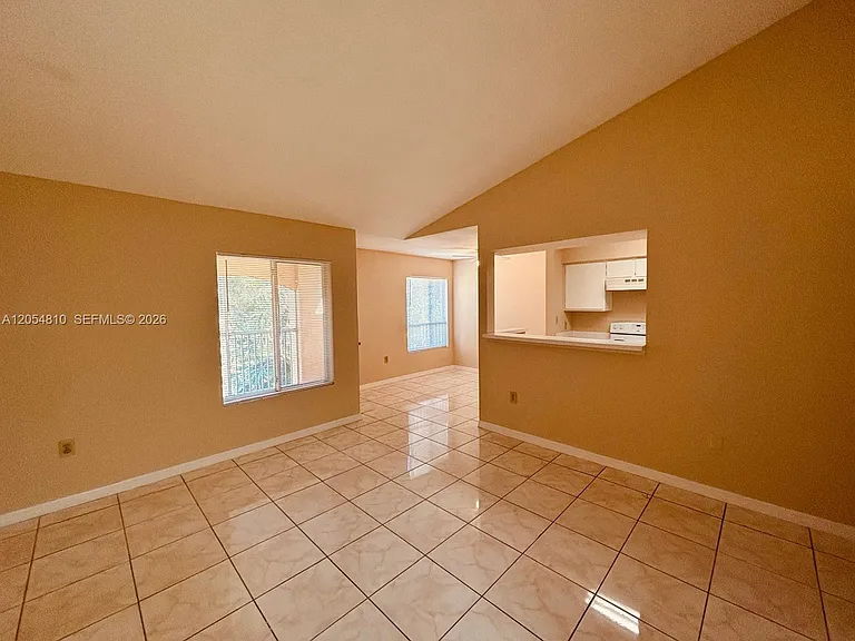 2607 NW 33rd St #2114 — Photo 4