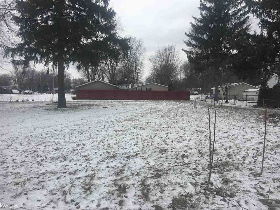 2nd image of 9642 Island Dr