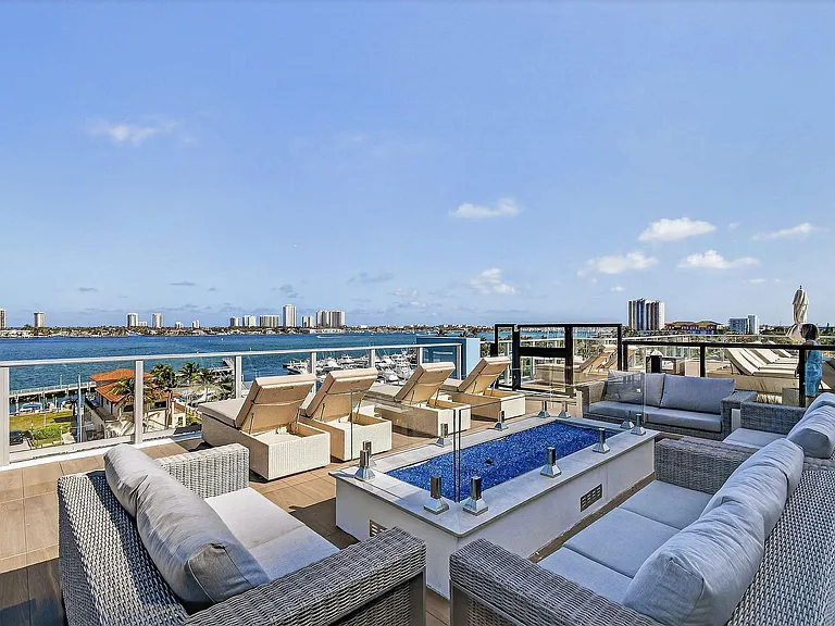 220 Lake Shore Dr #715 — Photo 63