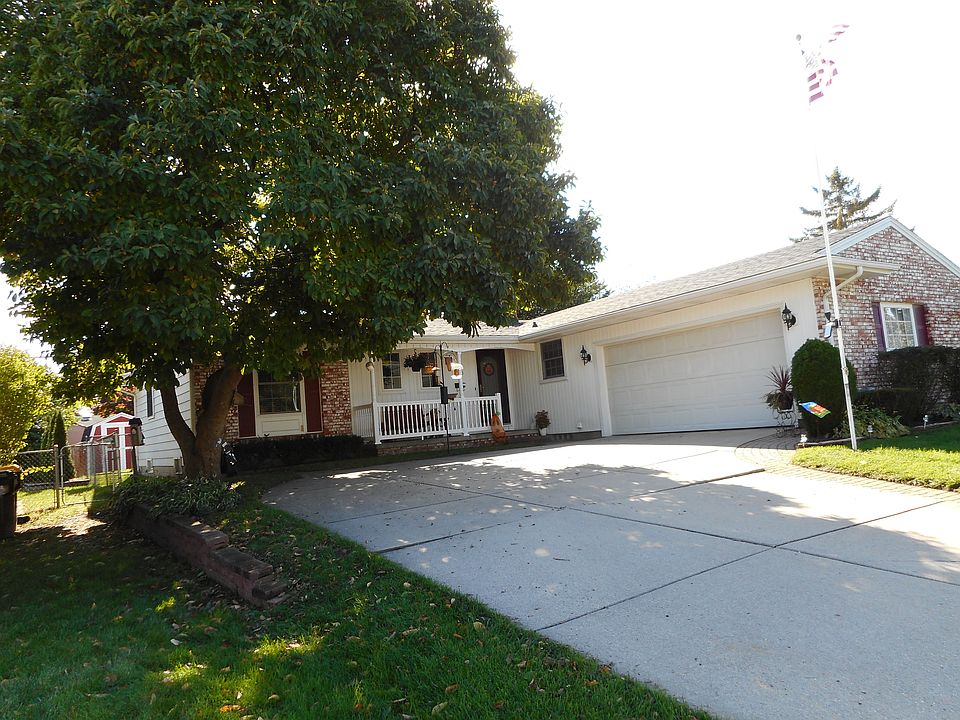 1st image of 3503 Oakcliff Ln