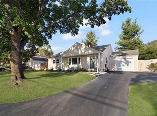 102 Howie Ave, Warwick, RI 02888