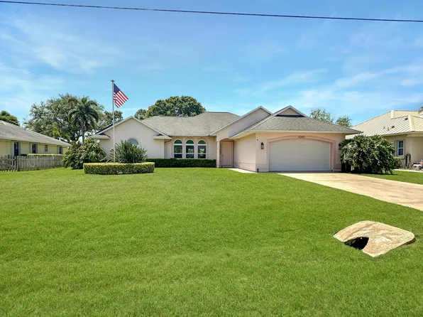 5207 Indian Bend Lane, Fort Pierce, FL 34951