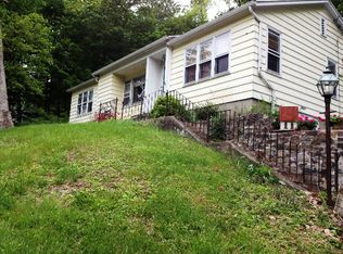 71 Ball Pond Rd, Danbury, CT 06811