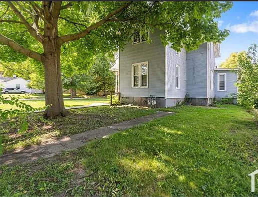 5 bed, 1200 sqft, $1,843 — Photo 3