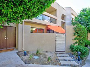 433 W Village Sq, Palm Springs, CA 92262