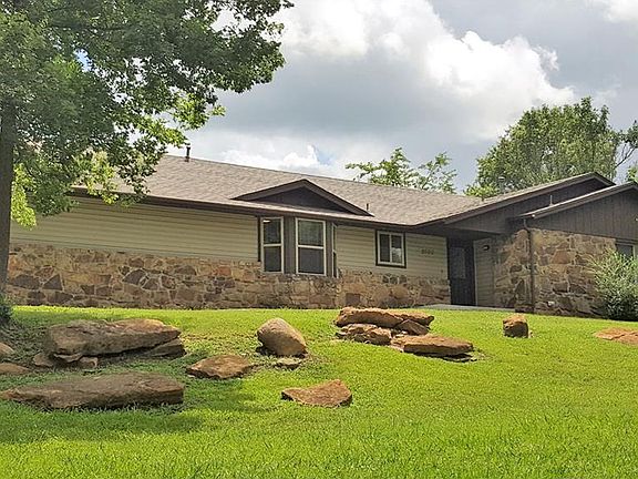 2nd image of 2509 W Driftwood Dr