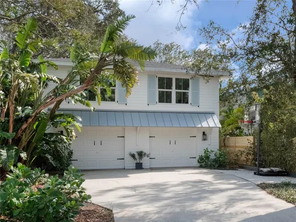 807 E 23rd Ave, New Smyrna Beach, FL 32169