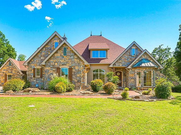 3rd image of 1202 Walker Estate Cir