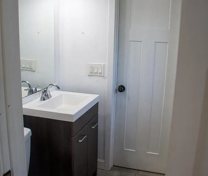 86 Hurwood Ave — Photo 12