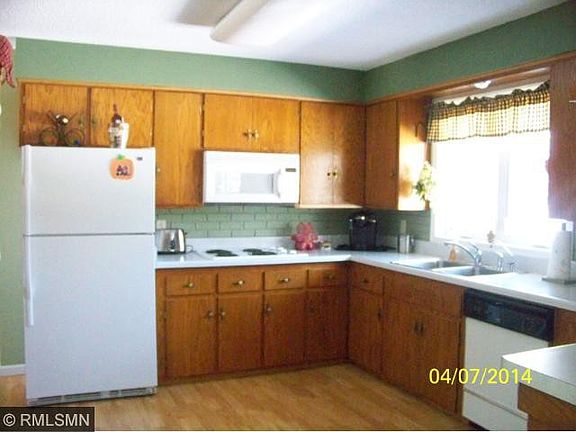 4th image of 105 Carriage Hill Dr