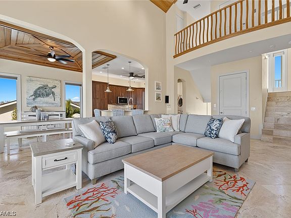 4th image of 2437 Sapodilla Ln