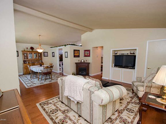 4th image of 1702 Brentmoor Ln