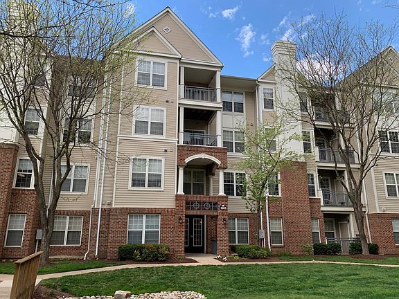 5th image of 3003 Nicosh Cir Unit 3207