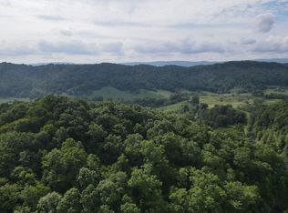 144 Bethel Dr, Bluefield, VA 24605