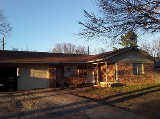 2223 10th St, Irving, TX 75060