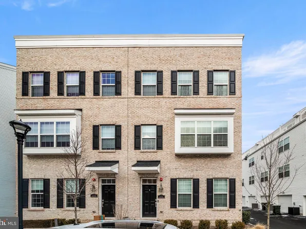 101 King St, Bensalem, PA 19020