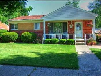 1st image of 31103 Robert Dr