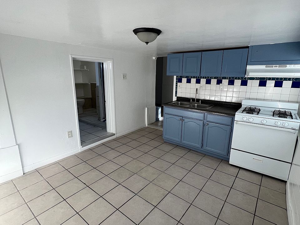 1st image of 1054 W 121st St #2