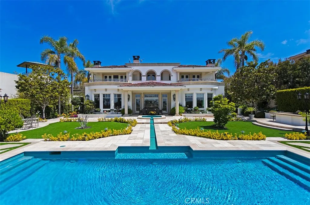 6 bed, 7.5 bath, 9824 sqft, $39,995 — Photo 3