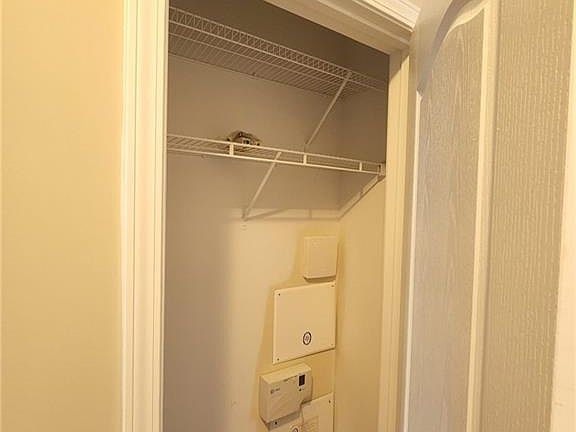 4th image of 5520 Casey Valley Way